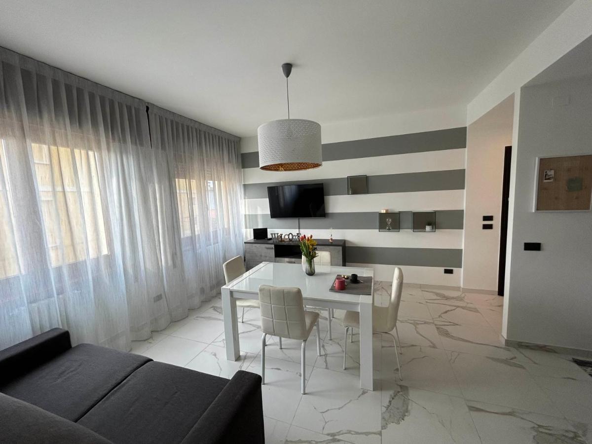 Appartamento Marconi67 Desenzano del Garda Esterno foto
